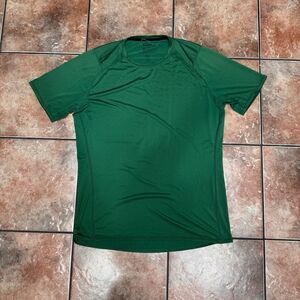 Patagonia Shirt Capilene 1 Silkweight Base Layer Tee Men's Large Green 11852